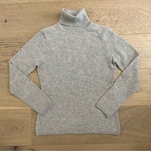 InCashmere Turtleneck Pullover Knit Sweater